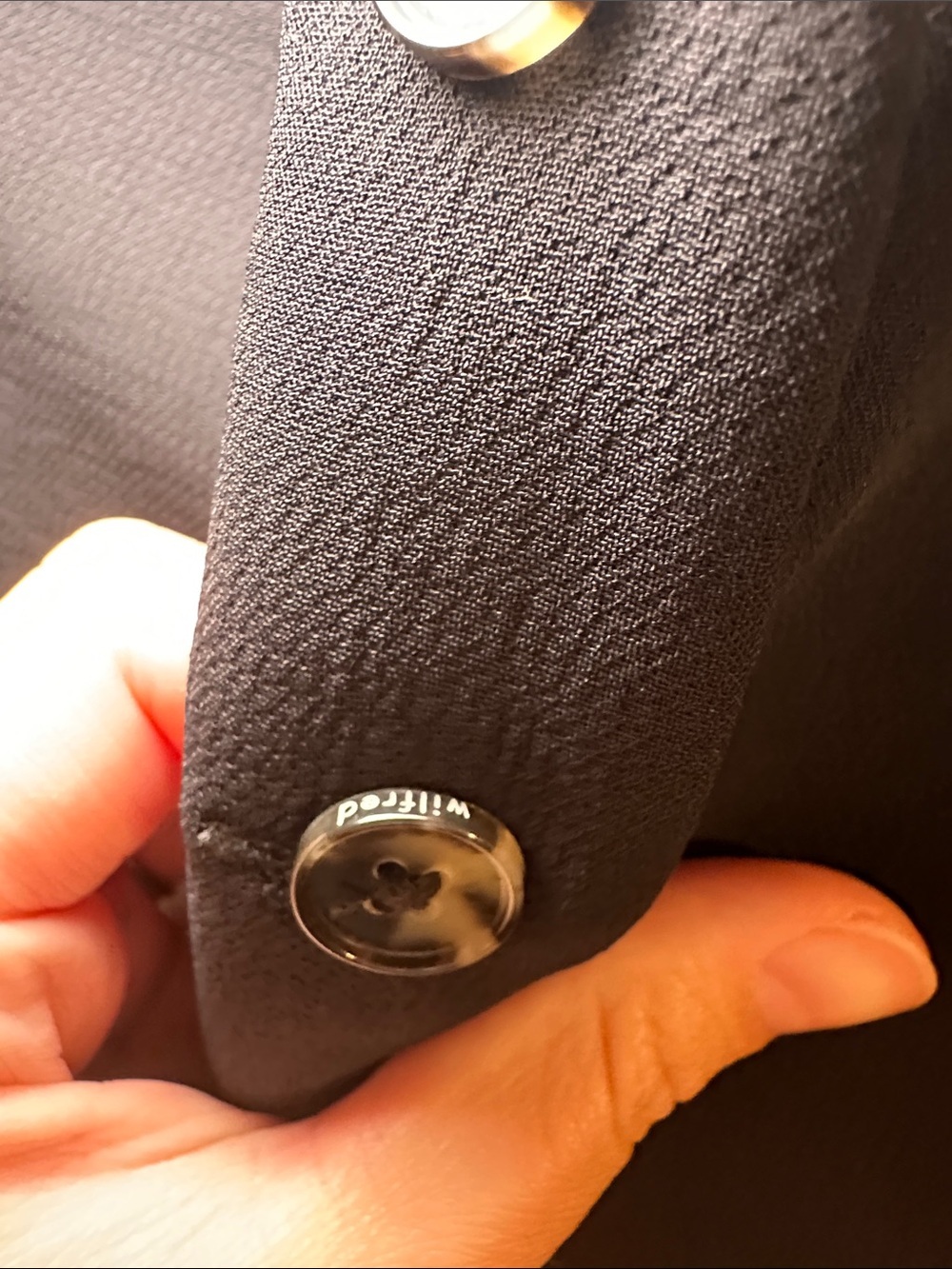 Aritzia Wilfred Upscale Jumpsuit - Picture 3 of 15